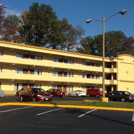 Diamond Inn & Suites リッチモンド エクステリア 写真