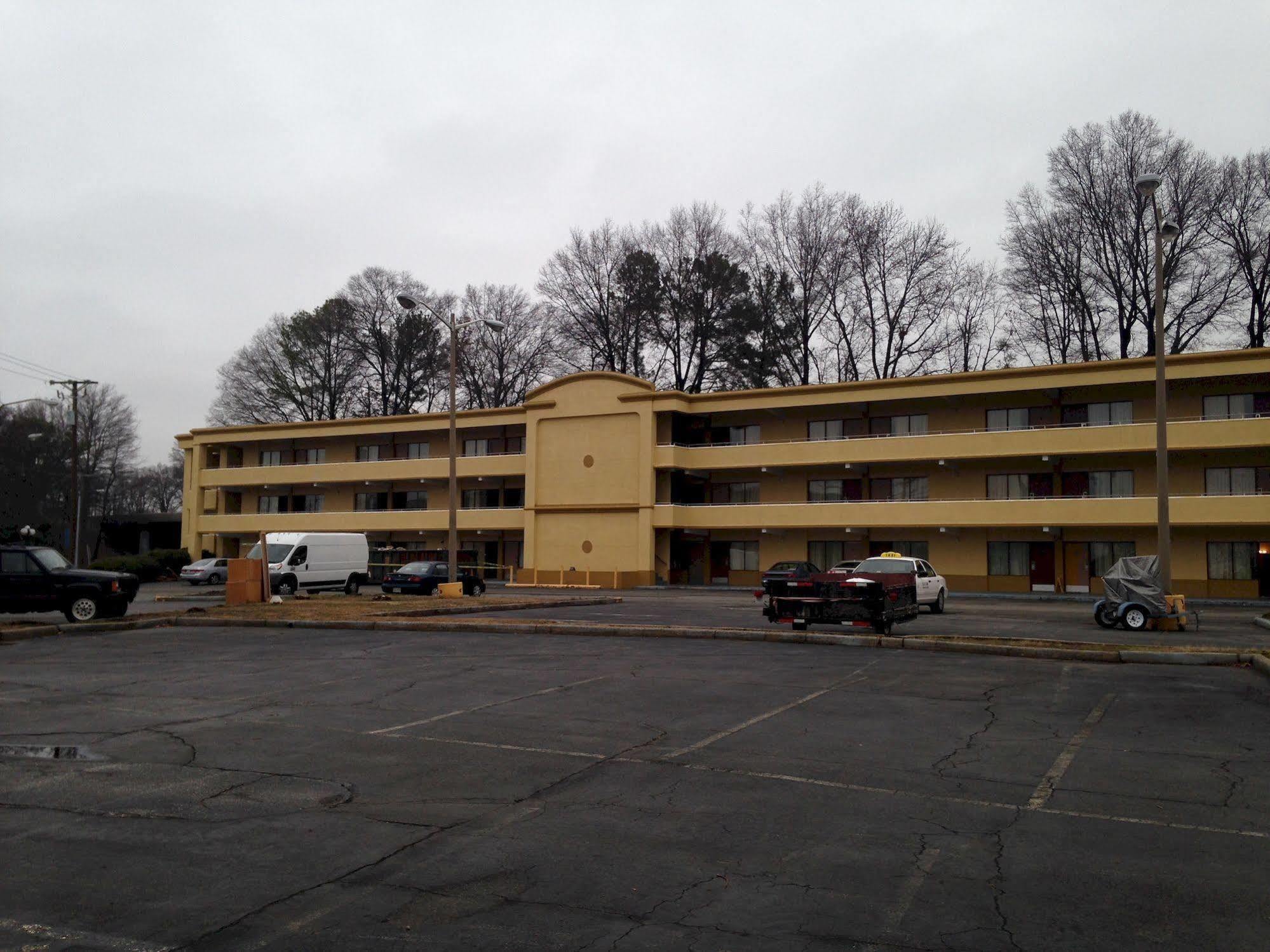Diamond Inn & Suites リッチモンド エクステリア 写真
